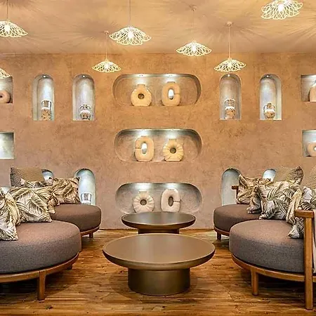 Kaia Coracesium Hotell 4*